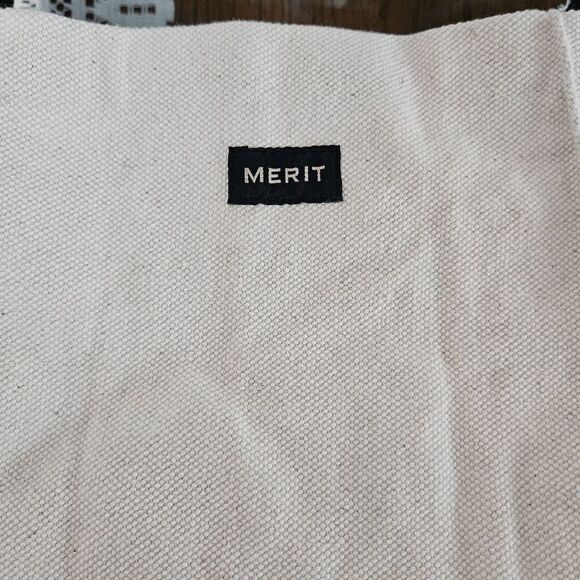 Merit Bag - Picture 3 of 9